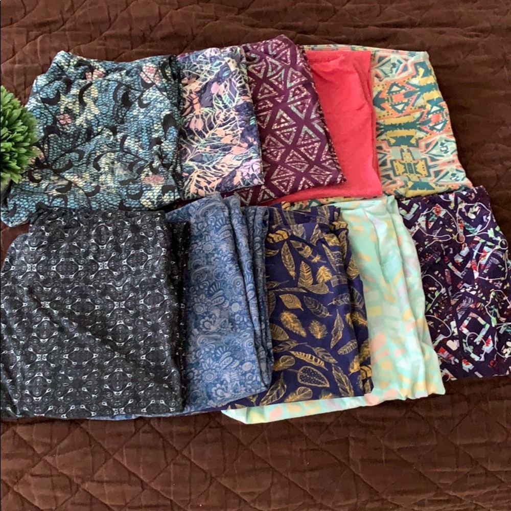 Lularoe leggings/ All 9 for the price seen!